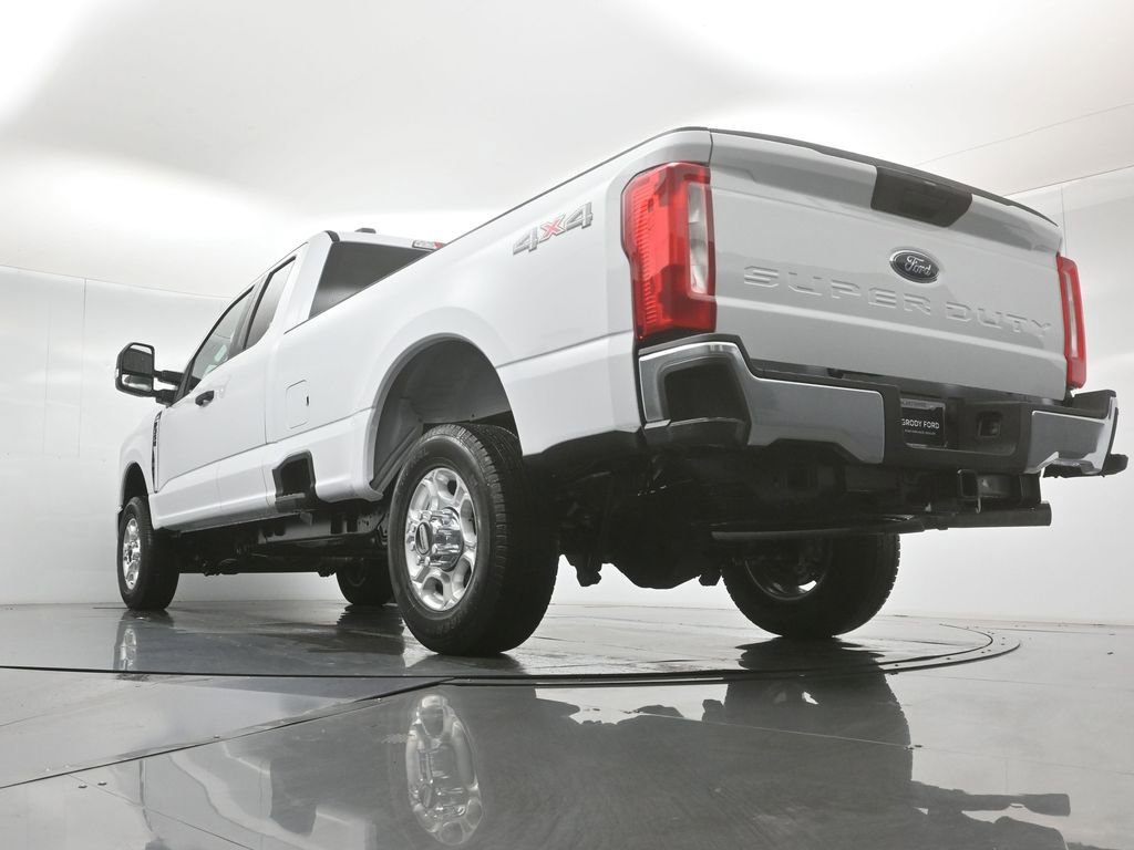 New 2026 Ford F350 XLT image 48