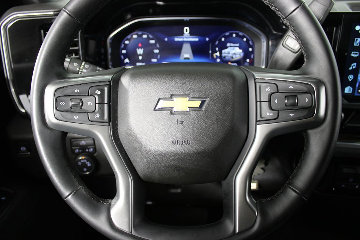 Used 2025 Chevrolet Silverado 1500 LT RWD image 20