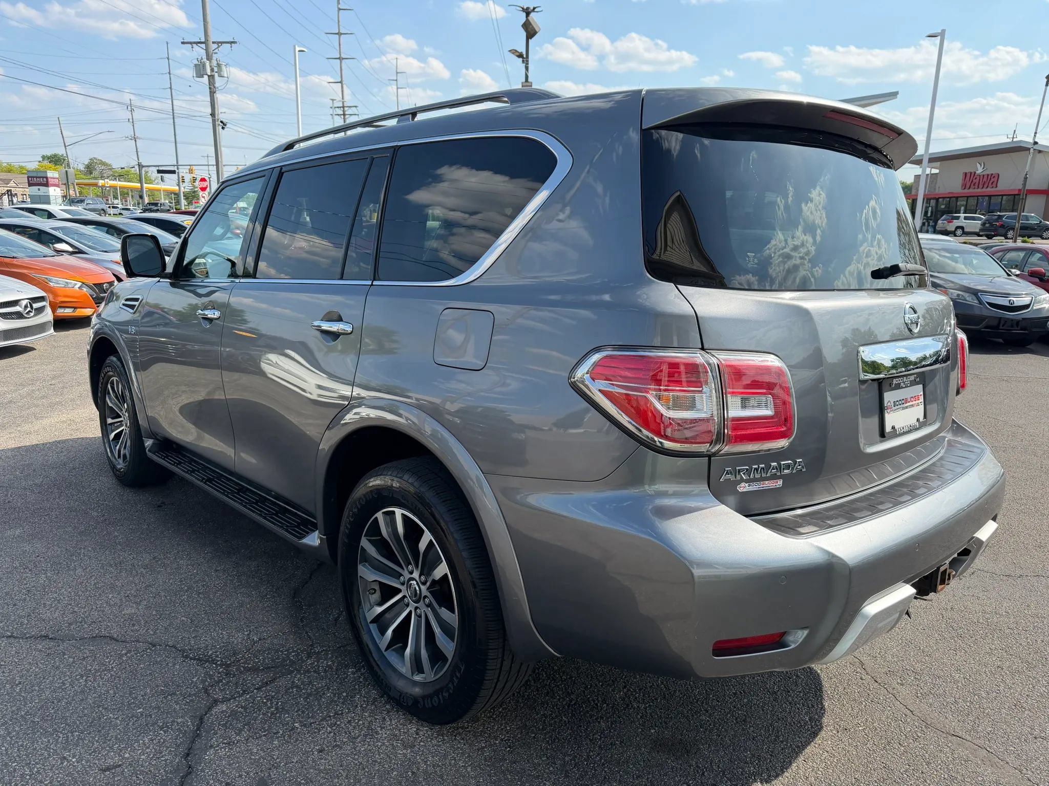 Used 2018 Nissan Armada SL w/ Moonroof Package AWD/4WD image 3