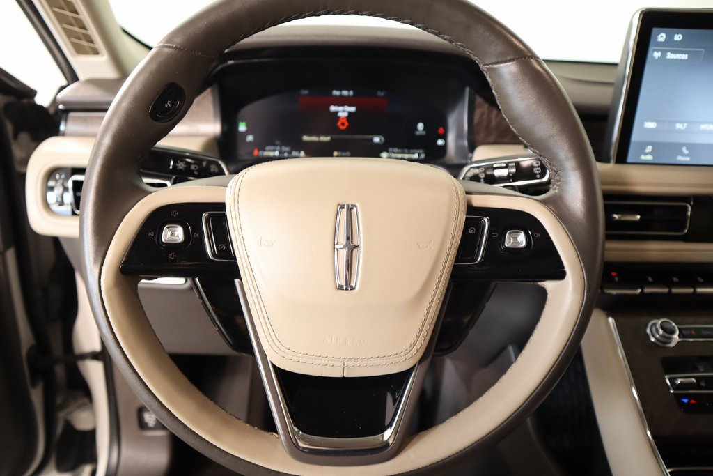 Certified 2024 Lincoln Aviator Reserve w/ Elements Package Plus image 3