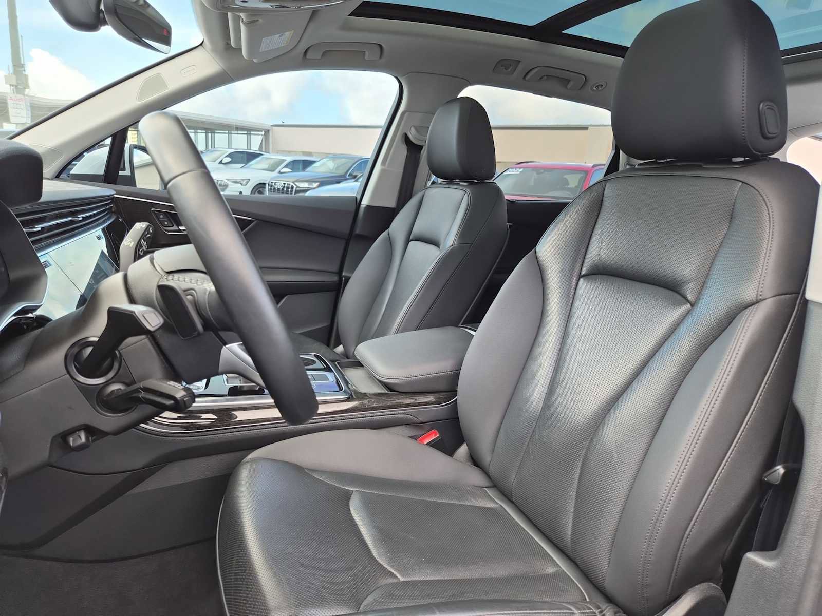 Certified 2023 Audi Q7 2.0T Premium Plus w/ Premium Plus Package AWD/4WD image 15