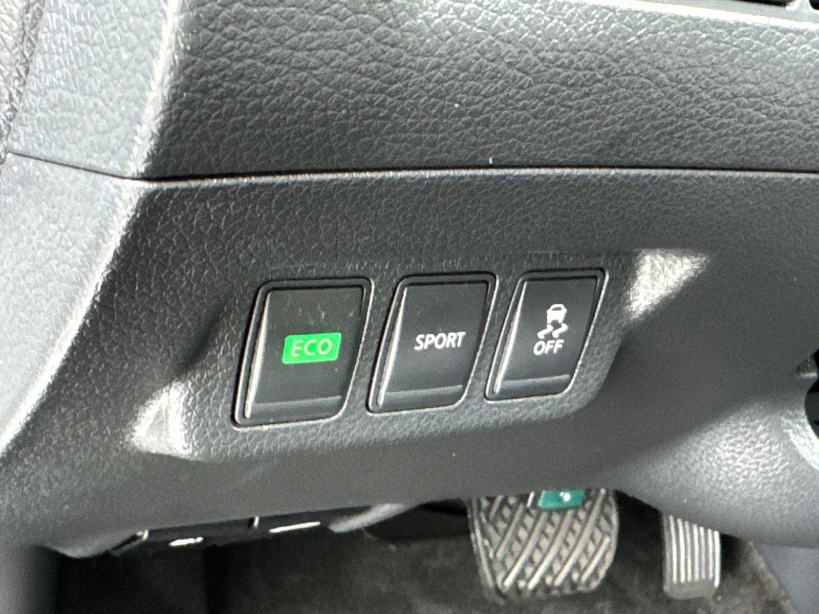 Used 2014 Nissan Sentra SV image 28