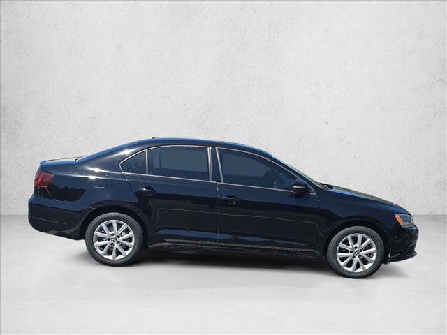 Used 2012 Volkswagen Jetta SE FWD image 4