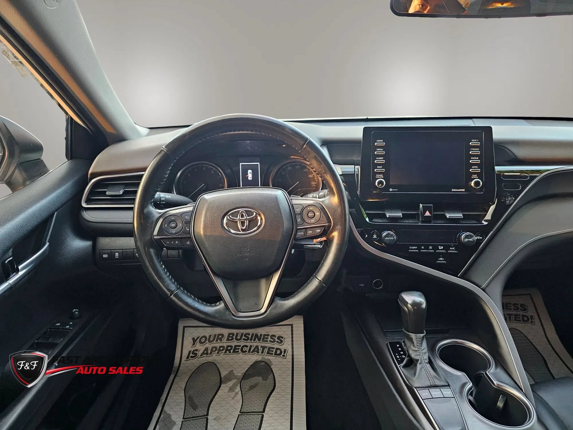Used 2023 Toyota Camry SE FWD image 17