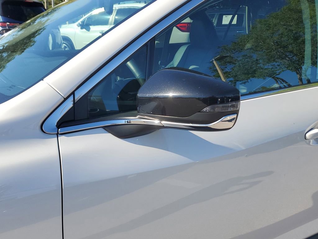 Used 2023 Subaru Outback Limited image 12