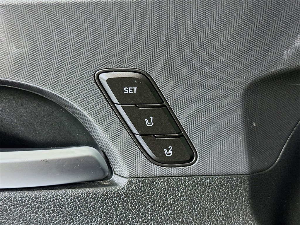 Used 2023 Hyundai Santa Fe Calligraphy image 21