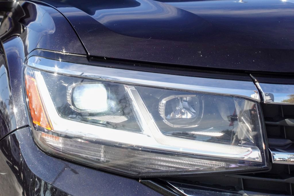 Used 2021 Volkswagen Atlas Cross Sport SE image 3