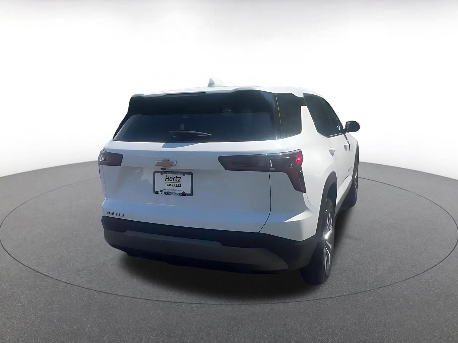 Used 2025 Chevrolet Equinox LT FWD image 14