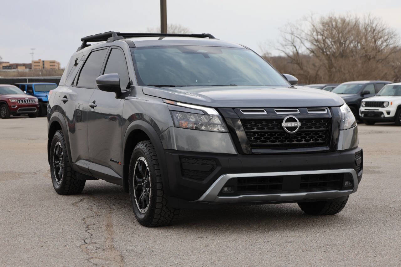 Used 2025 Nissan Pathfinder Rock Creek image 4