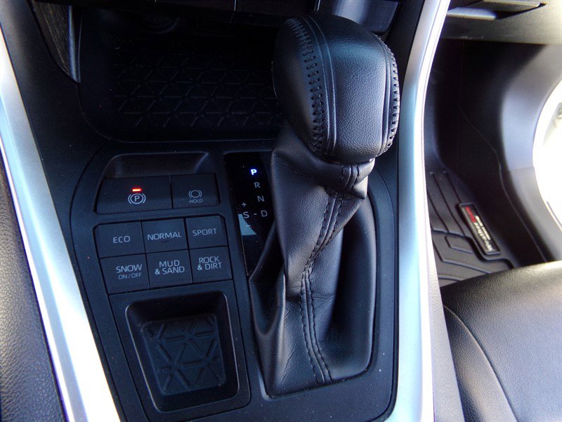 Used 2019 Toyota RAV4 LE AWD/4WD image 35