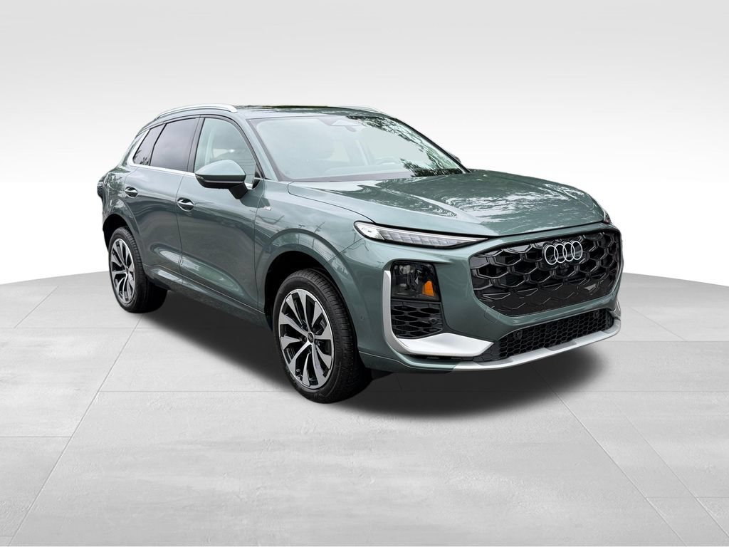 New 2026 Audi Q3 quattro 2.0T AWD/4WD image 3