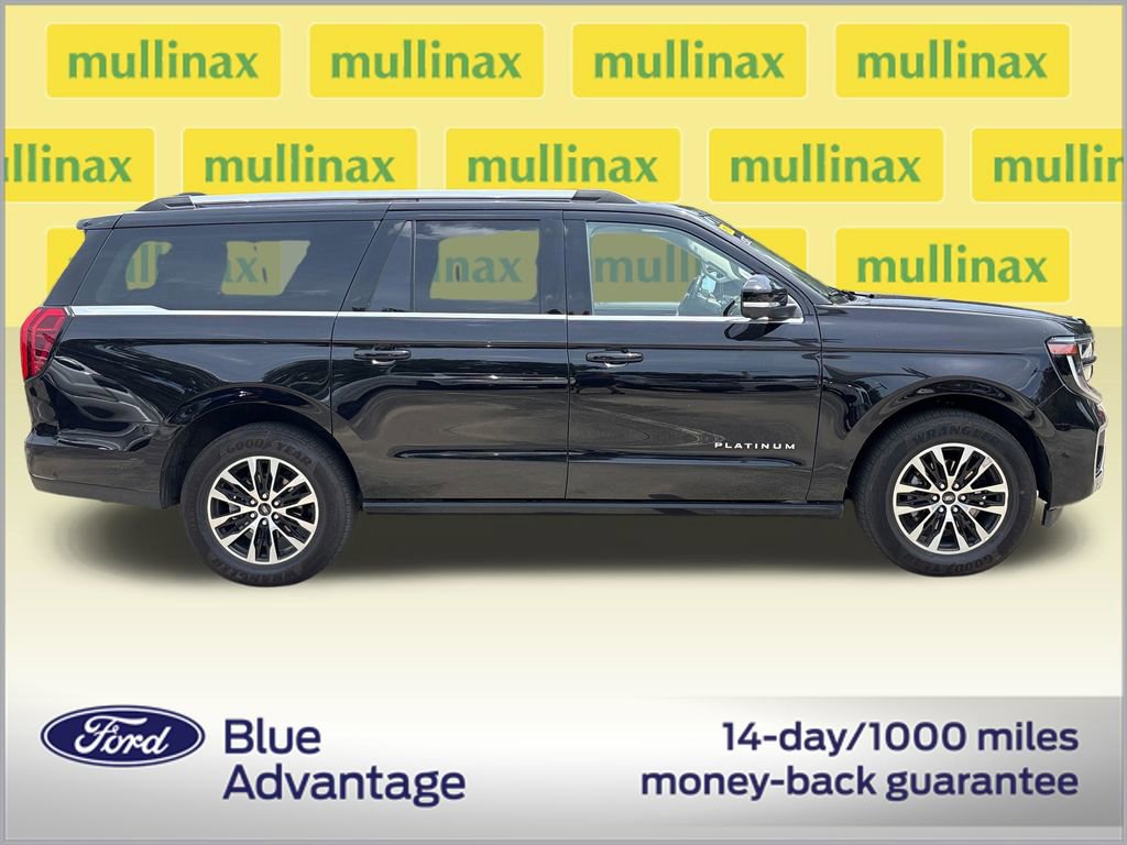 Used 2025 Ford Expedition Max Platinum AWD/4WD image 2