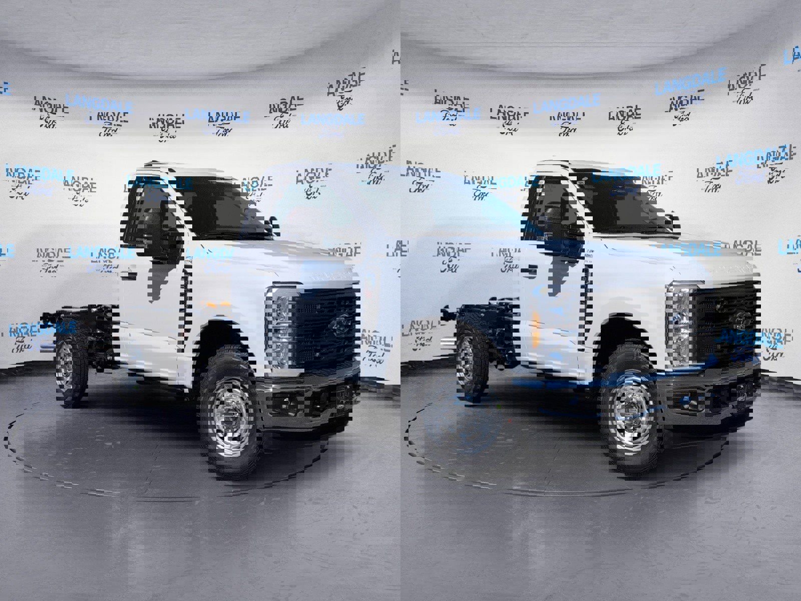New 2026 Ford F250 XL w/ XL Chrome Package image 2