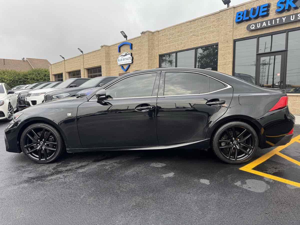 Used 2018 Lexus IS 300 F Sport w/ F Sport Package AWD/4WD image 8