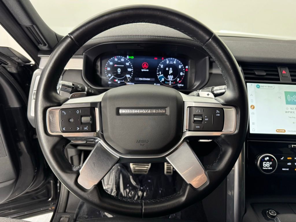 Used 2021 Land Rover Discovery S R-Dynamic image 11