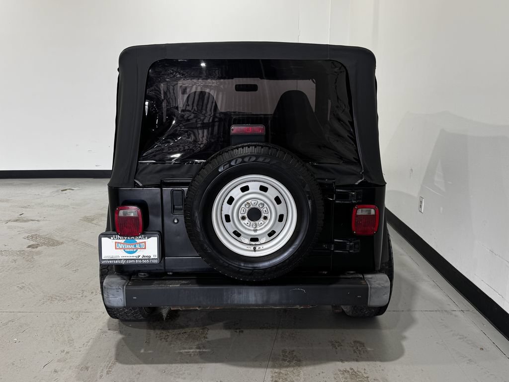 Used 1998 Jeep Wrangler SE AWD/4WD image 14