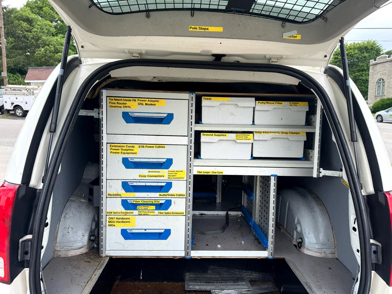 Used 2013 RAM C/V Tradesman image 16