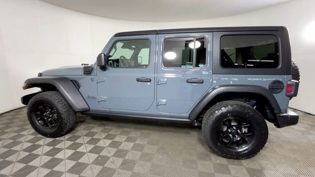 Used 2024 Jeep Wrangler Unlimited AWD/4WD image 8