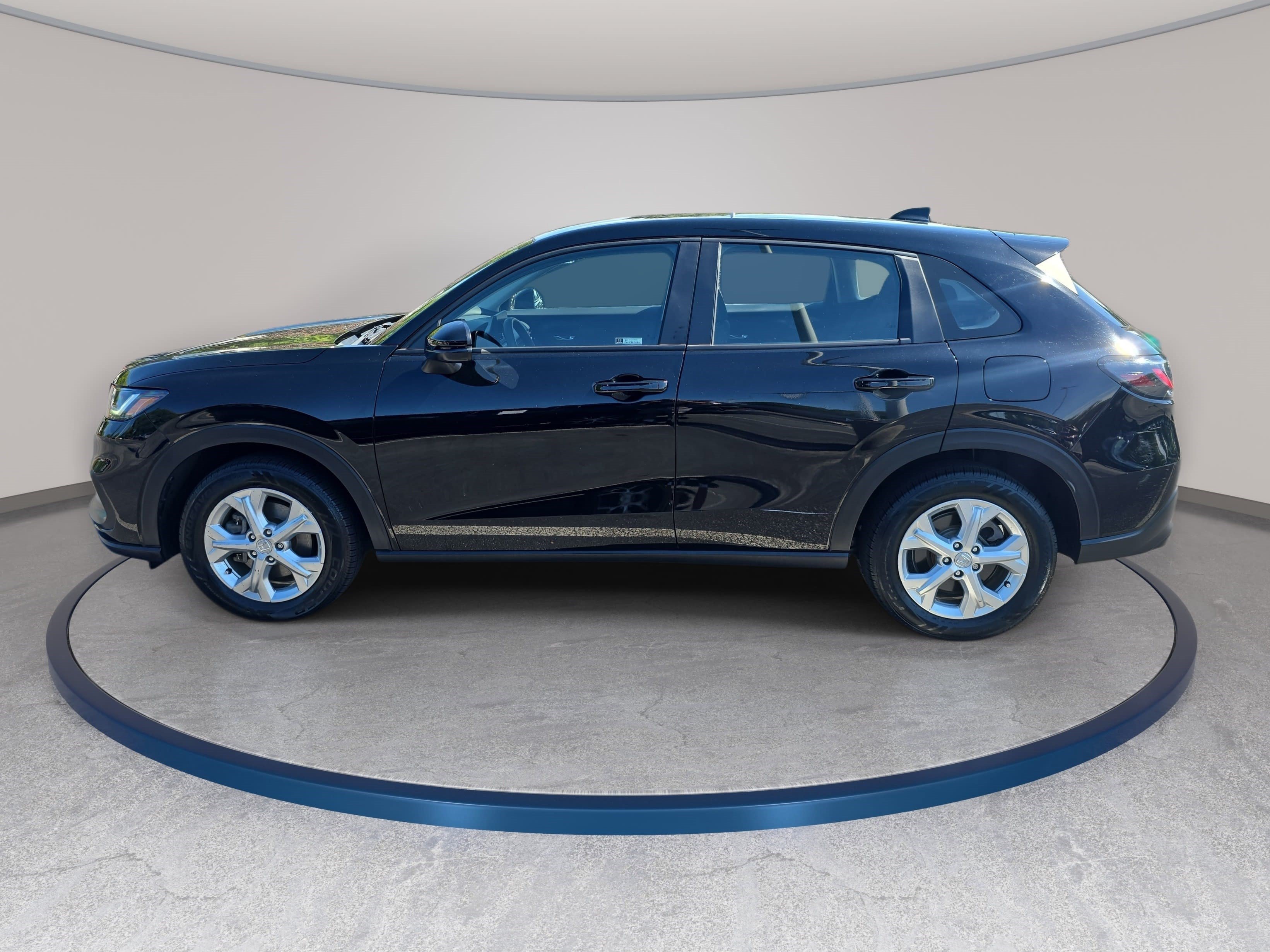 Certified 2024 Honda HR-V LX image 8