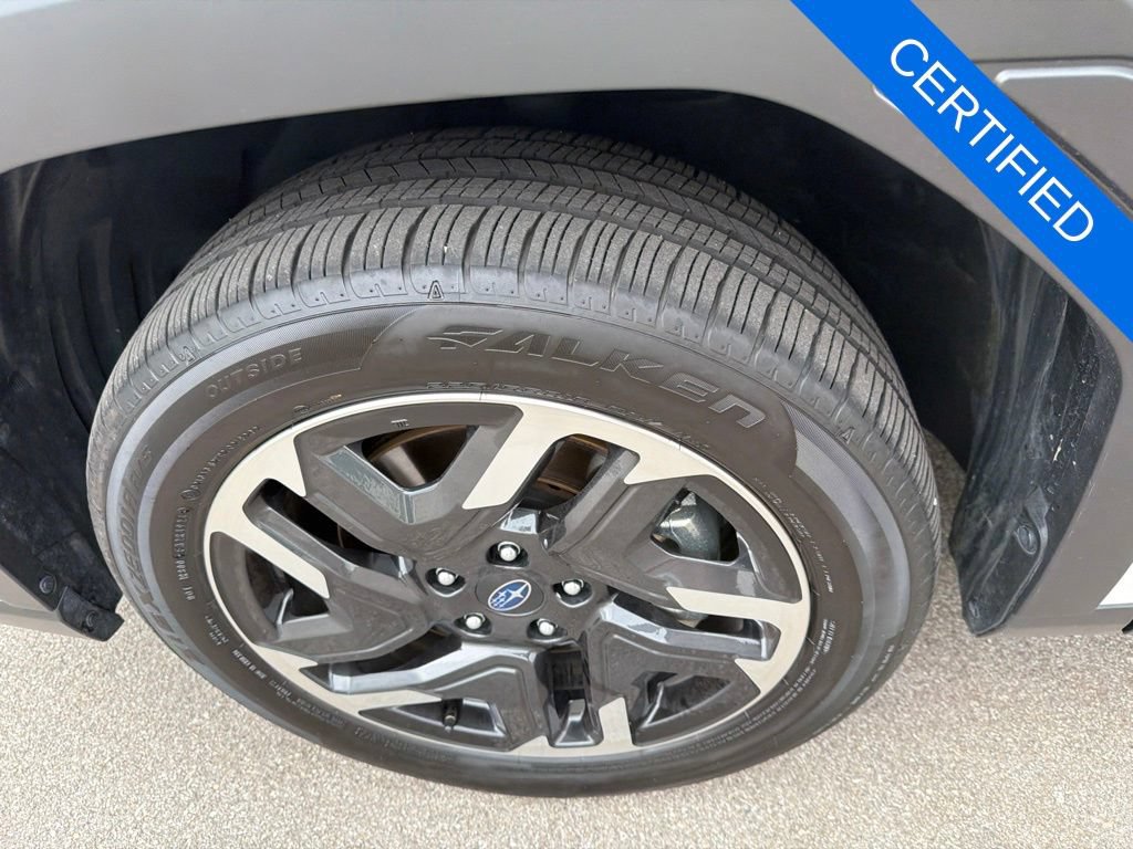 Certified 2025 Subaru Forester Premium AWD/4WD image 32