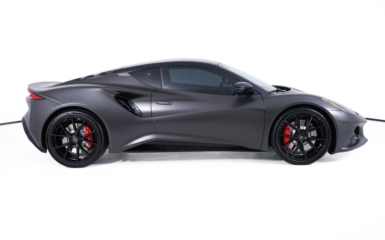 Used 2024 Lotus Emira First Edition RWD image 8