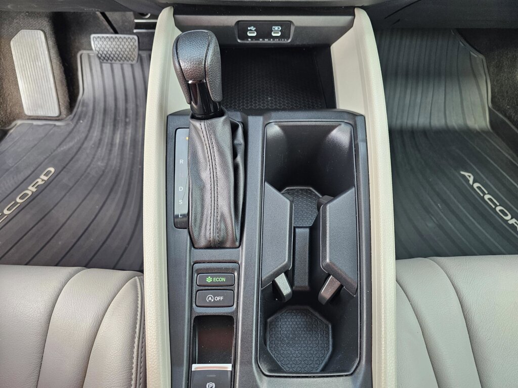 Certified 2023 Honda Accord EX image 27