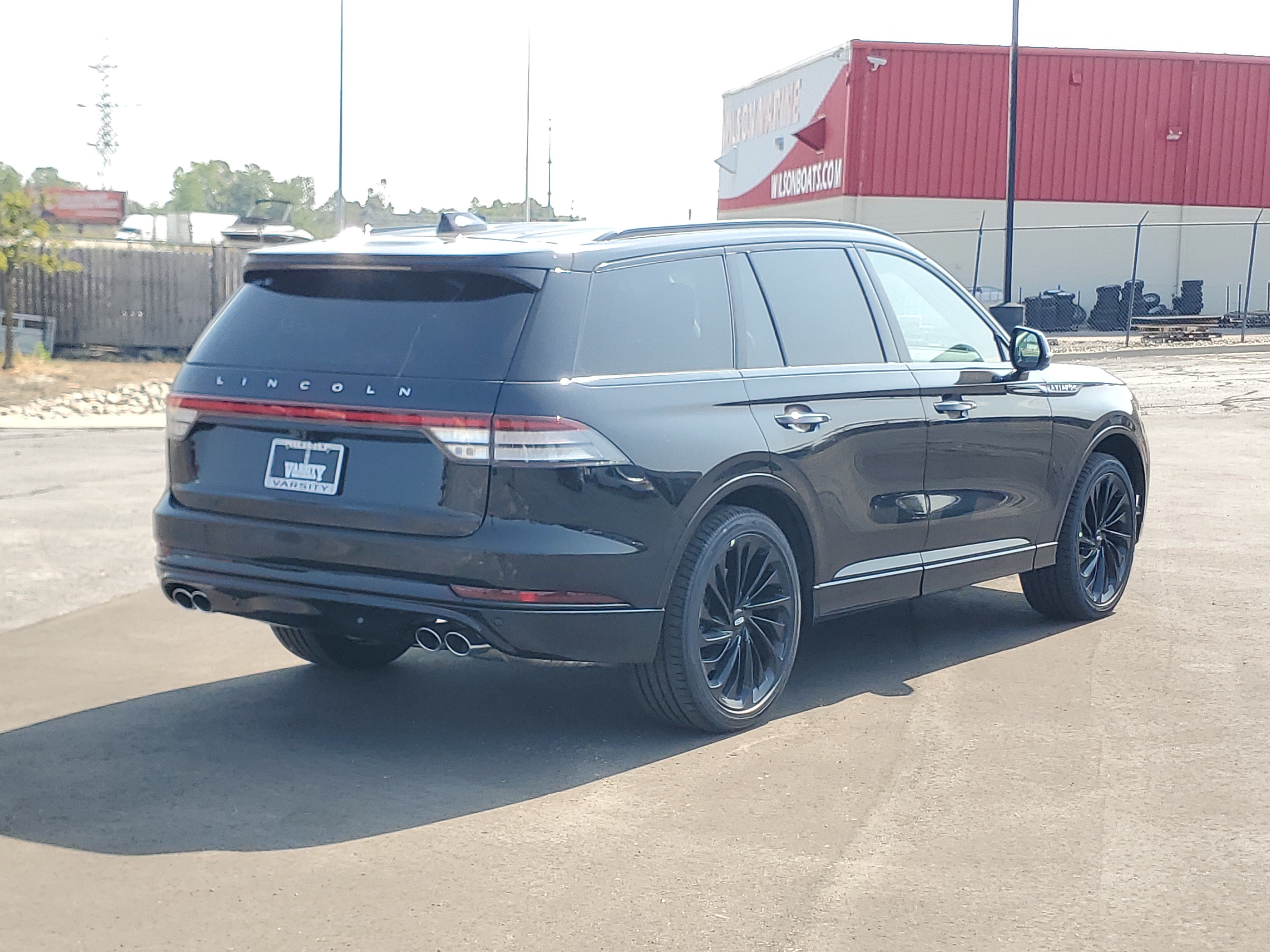 New 2026 Lincoln Aviator Reserve AWD/4WD image 4