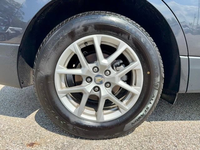 Used 2022 Chevrolet Equinox LS AWD/4WD image 30