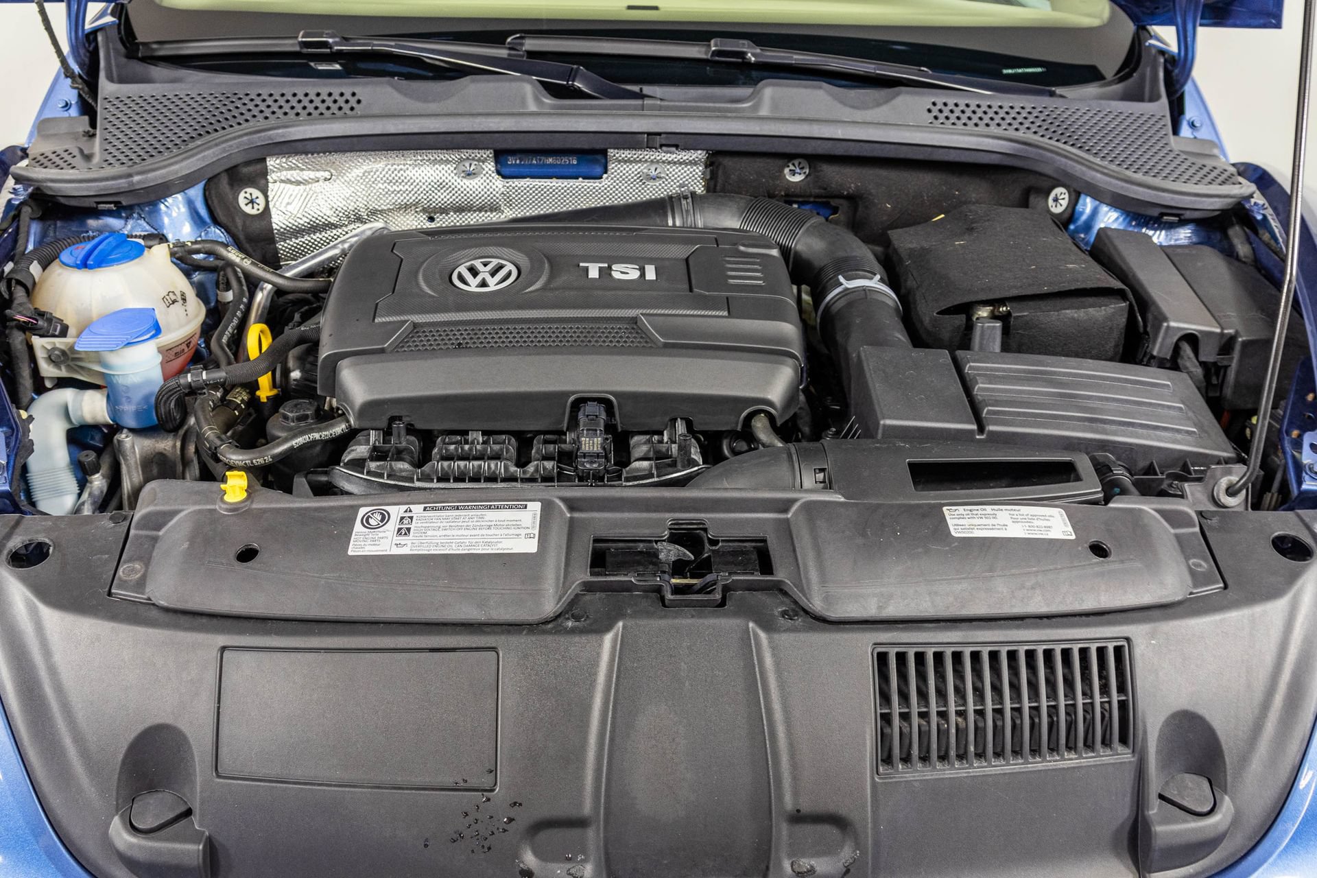 Used 2017 Volkswagen Beetle 1.8T SE FWD image 42