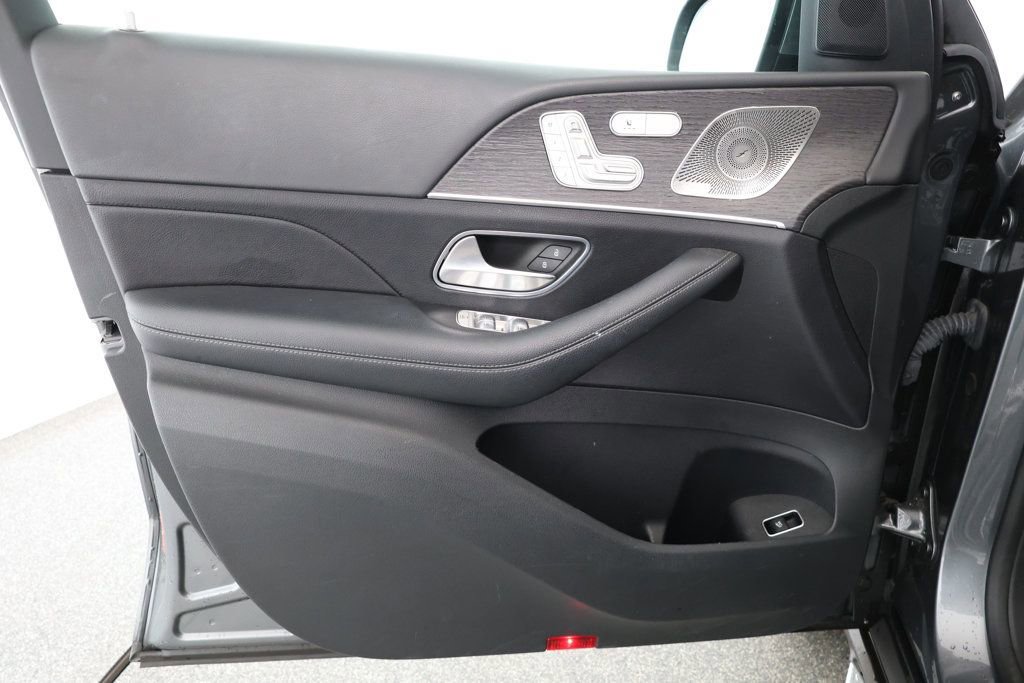 Used 2022 Mercedes-Benz GLE 350 4MATIC image 9