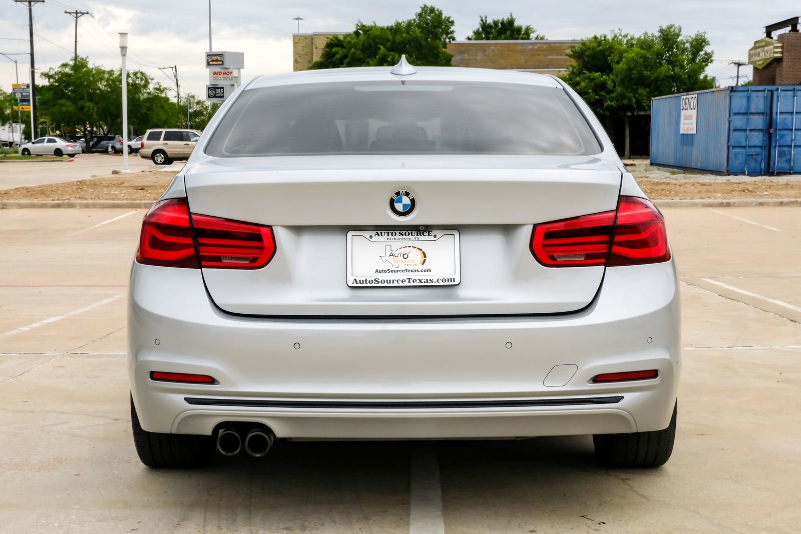 Used 2018 BMW 330i Sedan w/ Convenience Package RWD image 14