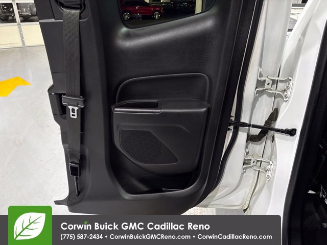 Used 2018 GMC Canyon 4x4 Extended Cab w/ Convenience Package image 16