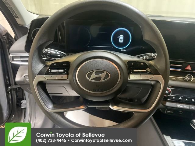 Used 2024 Hyundai Elantra SEL image 14