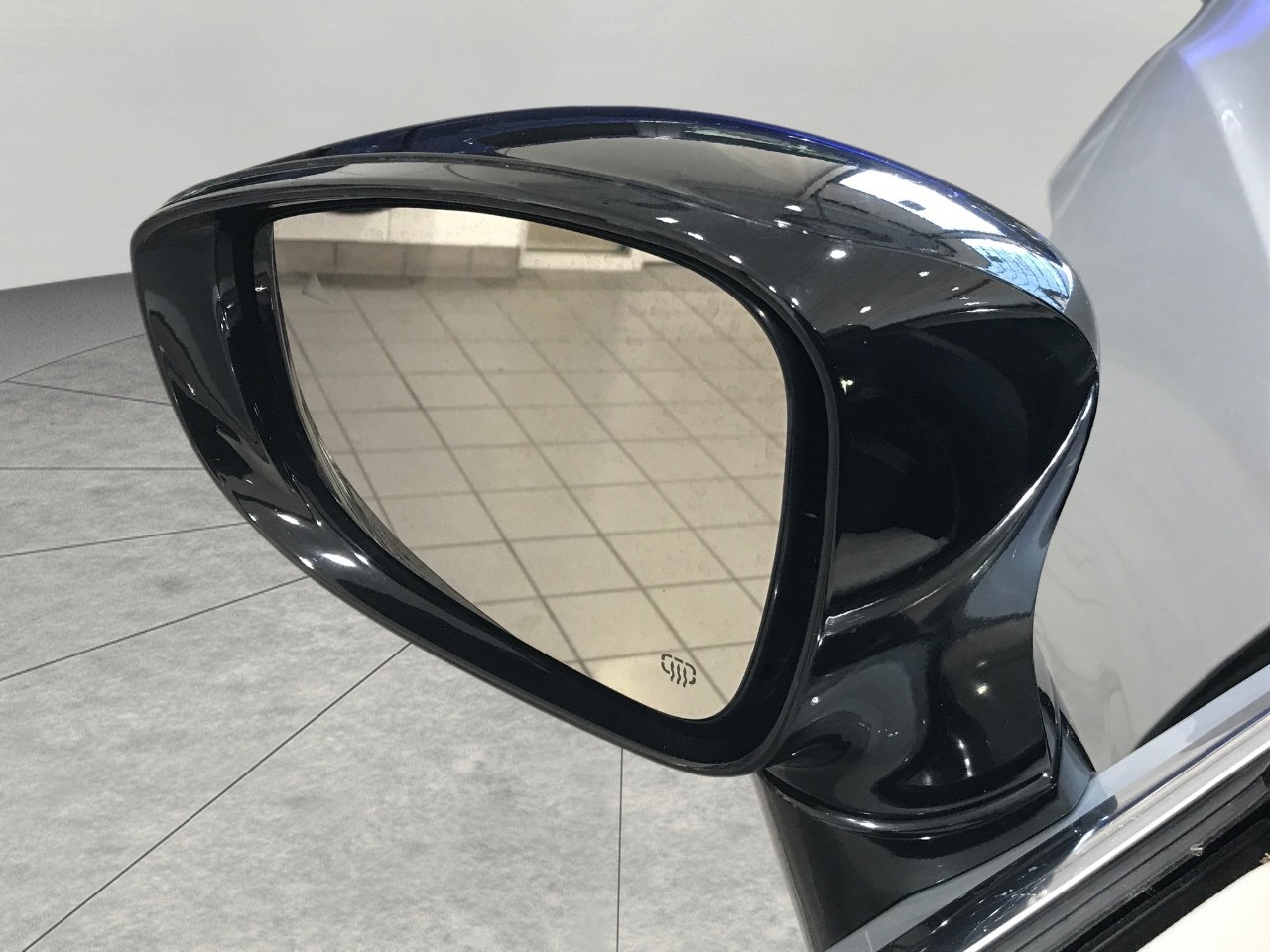 Used 2024 Chrysler Pacifica Touring-L image 20