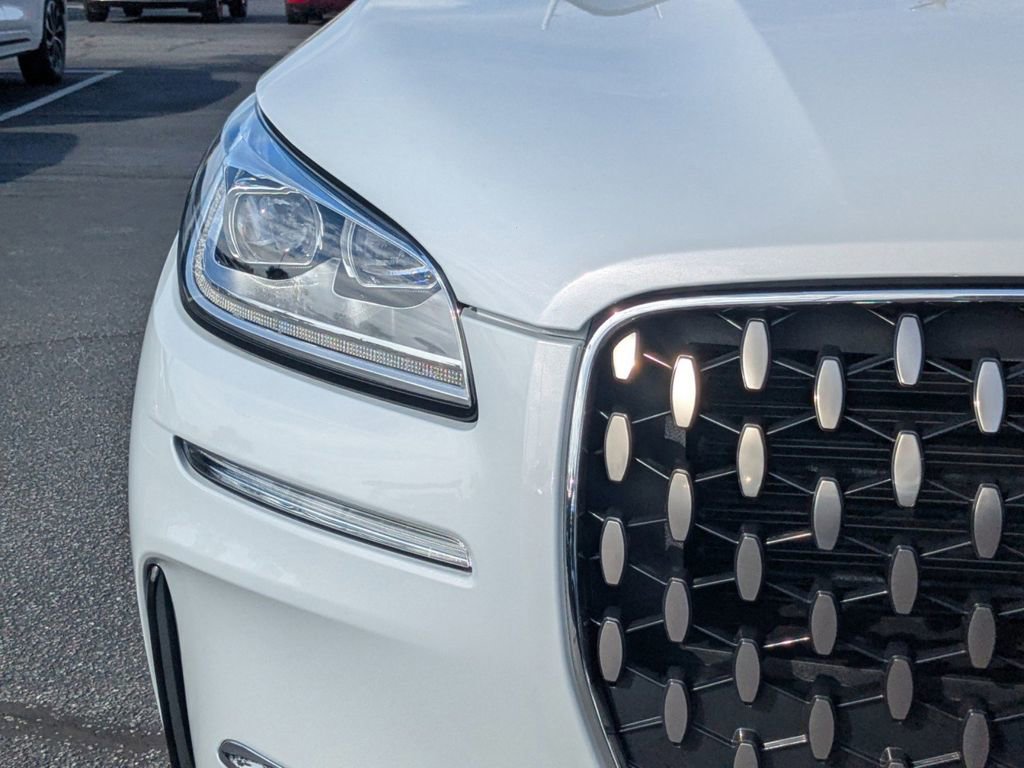 New 2025 Lincoln Corsair Grand Touring image 10