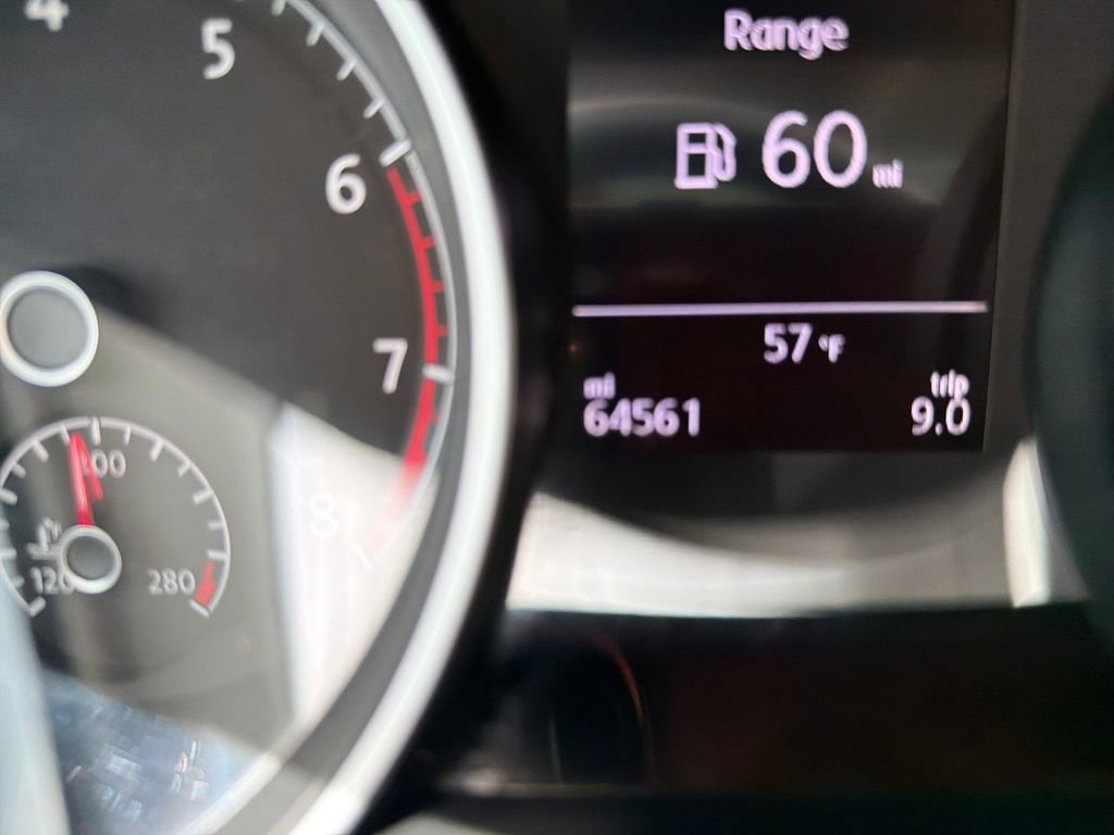 Used 2017 Volkswagen Golf Alltrack SE AWD/4WD image 17