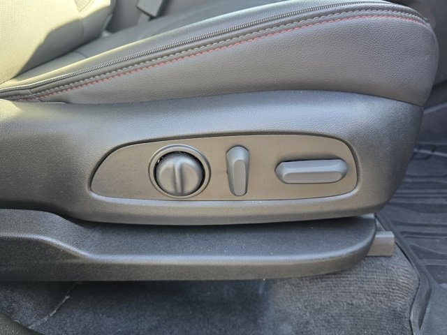 Used 2023 Chevrolet Traverse RS w/ LPO, Floor Liner Package image 26