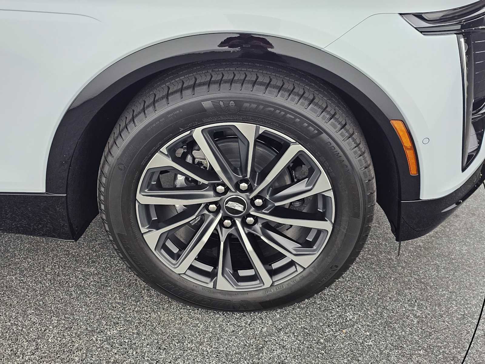 New 2026 Cadillac Lyriq Sport w/ LPO, Floor Liner Package image 9