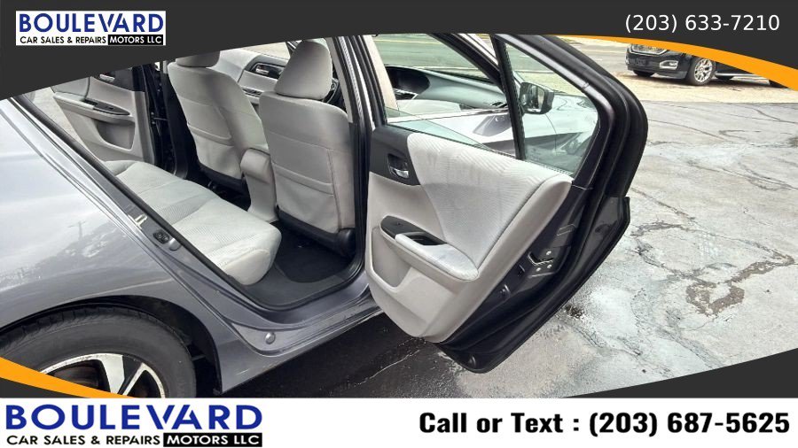 Used 2016 Honda Accord LX image 17