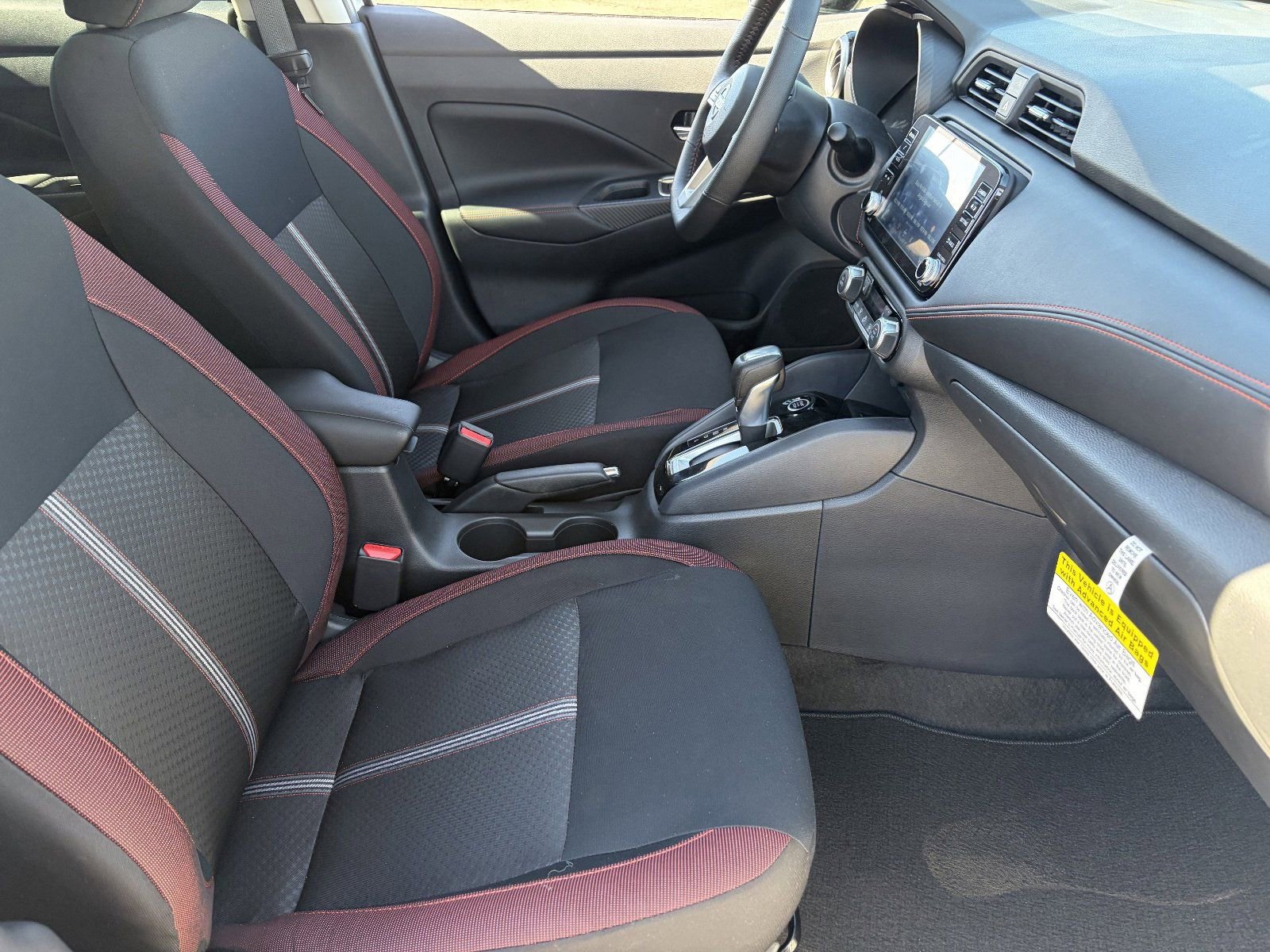 New 2025 Nissan Versa SR w/ Trunk Package image 12