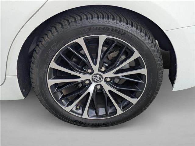 Used 2019 Toyota Camry SE FWD image 7