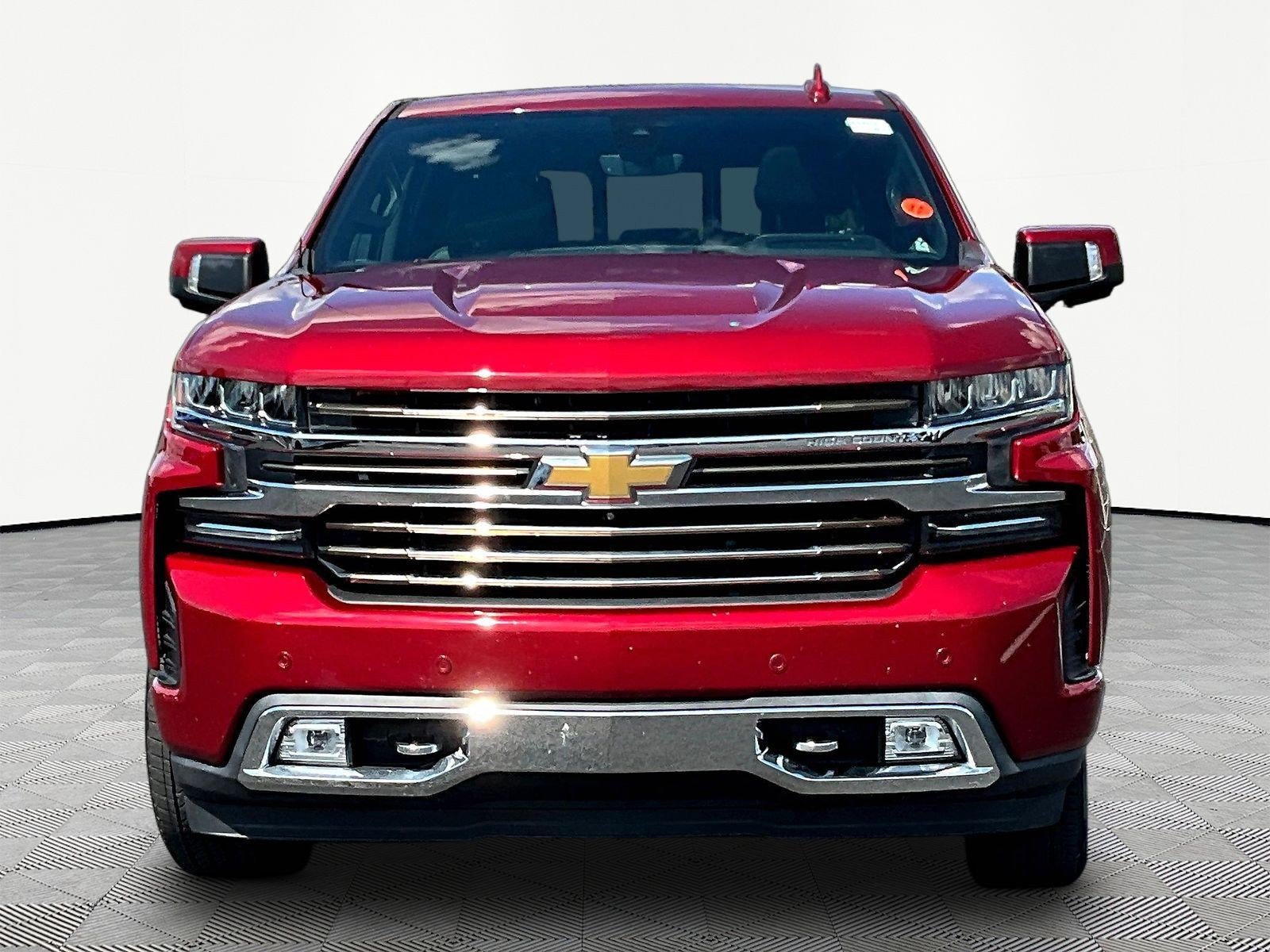 Used 2020 Chevrolet Silverado 1500 High Country w/ Technology Package AWD/4WD image 2