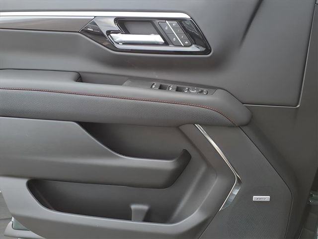 New 2026 Chevrolet Suburban RST w/ RST Capability Package image 14