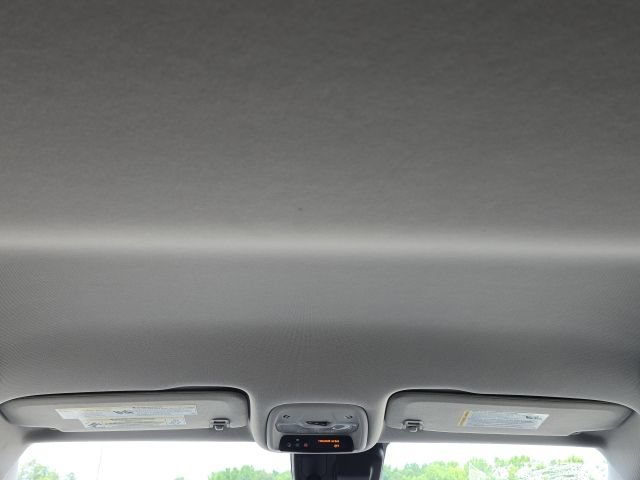 Used 2023 Chevrolet TrailBlazer LT FWD image 36