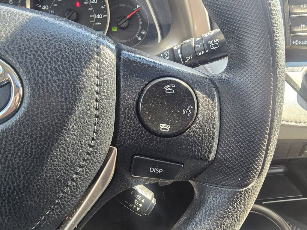 Used 2015 Toyota RAV4 XLE w/ Four Season Floor Mat Package AWD/4WD image 20