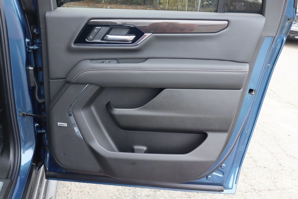 New 2026 GMC Yukon XL Elevation w/ LPO, Floor Liner Package image 23