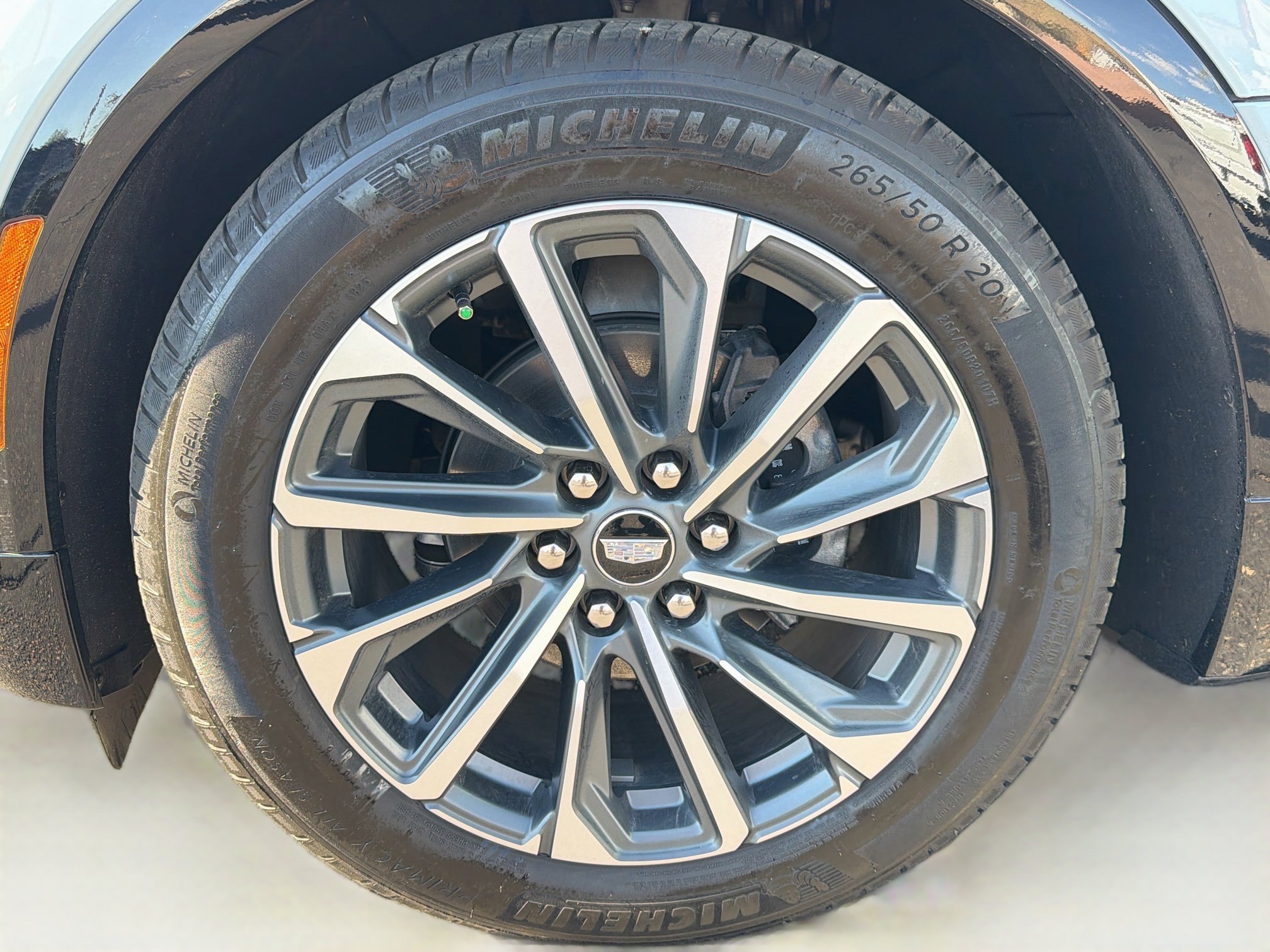Certified 2024 Cadillac Lyriq Sport RWD image 32