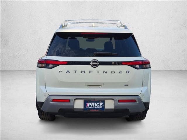 Used 2023 Nissan Pathfinder SL w/ SL Premium Package FWD image 7