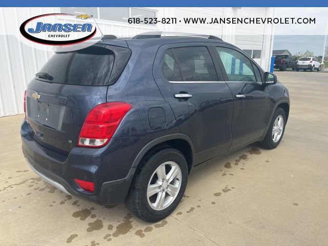 Used 2018 Chevrolet Trax LT w/ Sun & Sound Package image 6