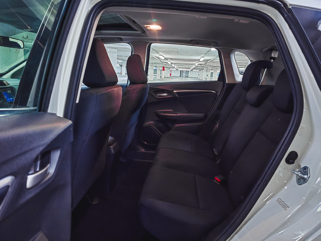 Used 2016 Honda Fit EX image 18